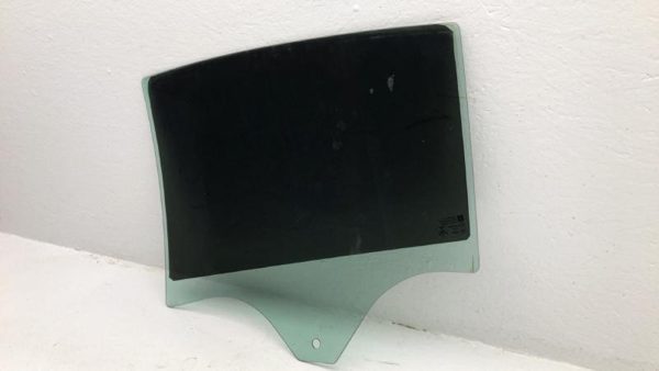 2018-2020 Buick Regal Passenger Right Rear Side Window Door Glass Oem Back — photo 7