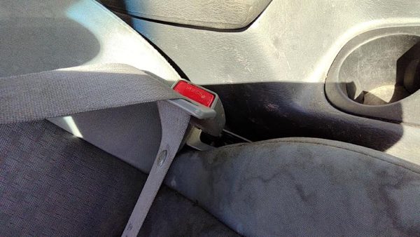 2005-07 Jeep Liberty Passenger Right Front Seat Belt Buckle Receiver Oem Gray D5 — photo 5