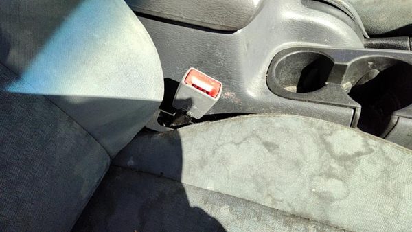 2005-07 Jeep Liberty Passenger Right Front Seat Belt Buckle Receiver Oem Gray D5 — photo 2