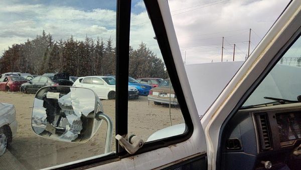 1980-1996 Gmc Van 3500 Driver Left Front Vent Window Small Door Glass With Frame — photo 6