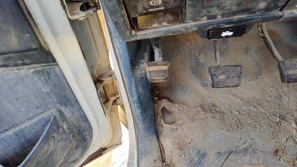 88-93 Gmc Sierra 2500 Parking Brake Pedal Assembly Oem Complete Emergency Unit — photo 5