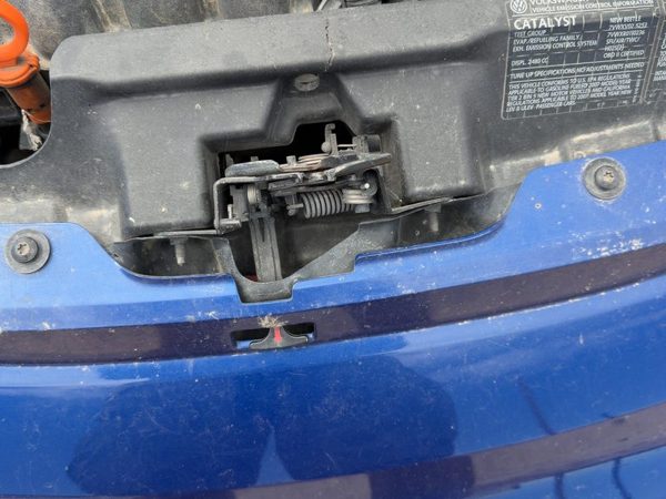 2006-2010 Vw Beetle Convertible Hood Latch Assembly With Bracket Oem 1Y0805588C — photo 4