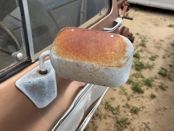 1980-1987 Chevy Silverado C20 Driver Left Manual Side Mirror Door Mounted Oem — photo 4