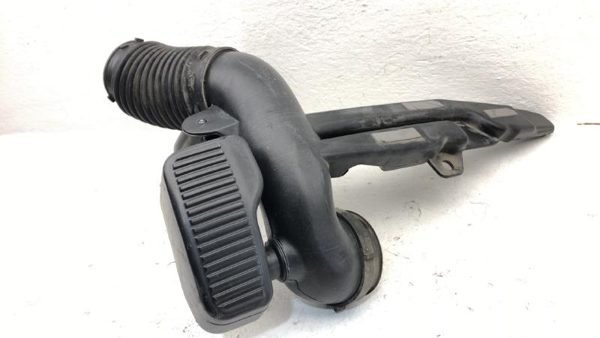 2007 Chevy Silverado 2500 6.0L Air Intake Tube Assembly With Resonator Oem — photo 8