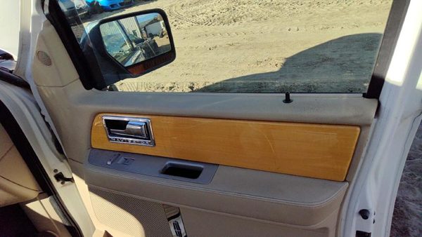 07-10 Lincoln Navigator Passenger Right Front Door Trim Panel With Switches Tan — photo 2