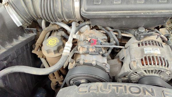 2002-2005 Jeep Liberty Ac Compressor Air Conditioner Pump Assembly Oem 3.7L — photo 2