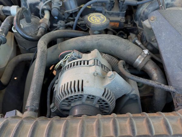1992-2005 Ford Ranger Alternator 4.0L 95 Amp F1Tz10346Crm1 — photo 1