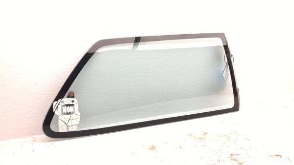 88-91 Civic Crx Hatchback Passenger Right Rear Quarter Glass Back Side Window — photo 1