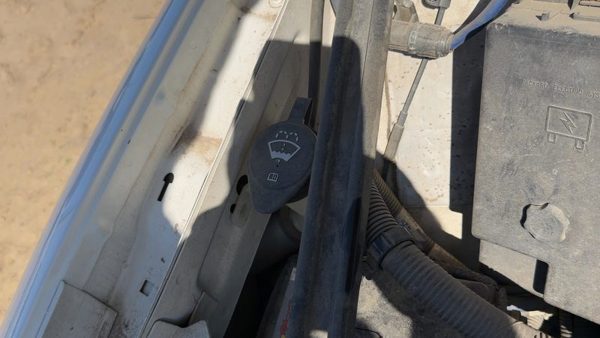 98-05 Buick Century Windshield Washer Fluid Reservoir With Pump Oem Wiper Tank — photo 2
