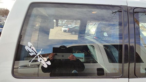 1985-1994 Gmc Safari Passenger Right Rear Quarter Glass Back Side Window Oem — photo 1