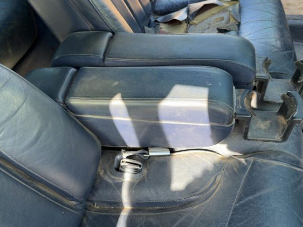 1990-1994 Lincoln Town Car Passenger Right Front Arm Rest Side Seat Oem Blue Dp — photo 2