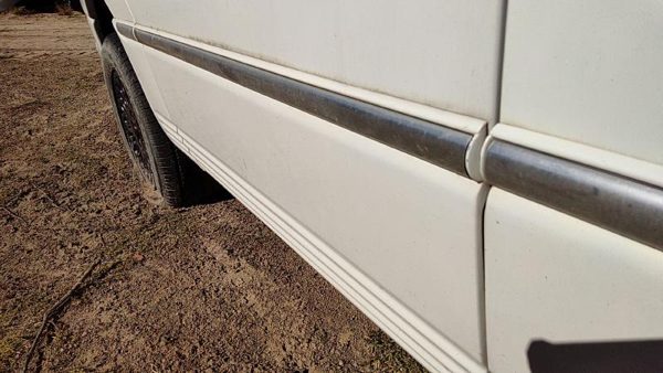 1998 Town & Country Right Rear Moulding From Door Oem Back Trim Pwp Golden White — photo 2