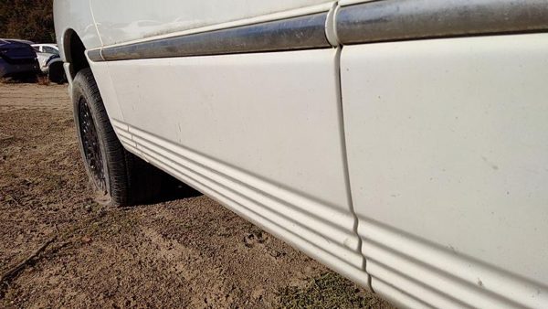 1998 Town & Country Right Rear Moulding From Door Oem Back Trim Pwp Golden White — photo 3
