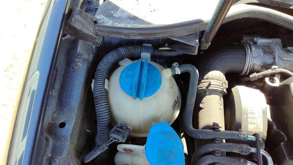 2006 Volkswagen Jetta Coolant Recovery Bottle Vw — photo 7