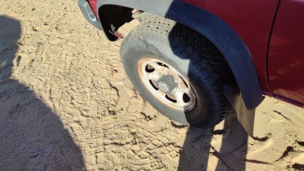 1995-1997 Nissan Hardbody Driver Left Front Wheel Flare Moulding Oem Fender — photo 6