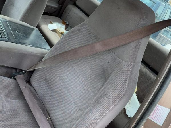 94-97 Ford F250 Driver Left Front Seat Belt Retractor Oem Shoulder Brown Rk — photo 3