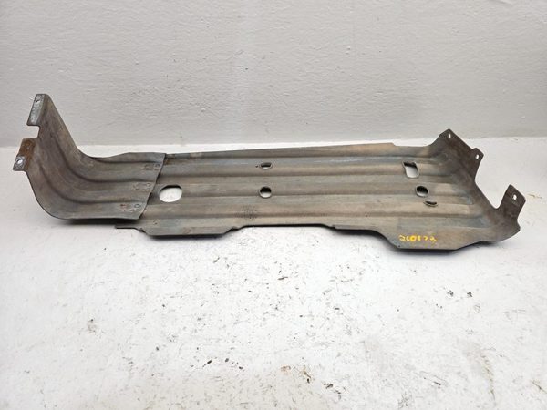 1988-1995 Isuzu Pup Pickup Fuel Tank Skid Plate Guard Reg Cab 6Ft Bed 8943345069 — photo 1