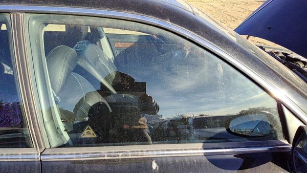 2001-2005 Hyundai Xg350 Passenger Right Front Side Window Door Glass Oem — photo 2