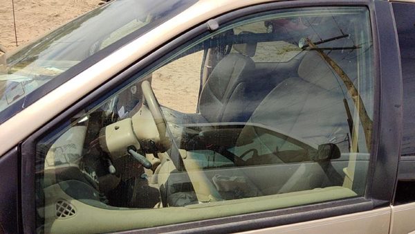 1996-2000 Chrysler Town & Country Driver Left Front Side Window Door Glass Oem — photo 2