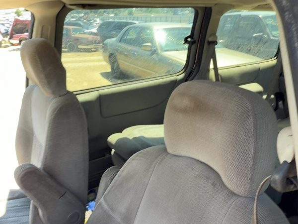 2001-2005 Chevy Venture Pair Of Front Headrests Oem Left Right Set Seat Gray 14C — photo 1