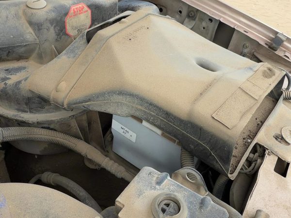 1997 Ford F250 Complete Battery Box Mount Tray With Hold Down Oem 15159821 — photo 2