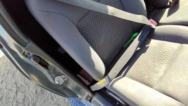 04-08 Canyon Passenger Right Front Seat Belt Retractor Shoulder Dark Pewter 19J — photo 5