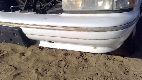 1991-1996 Chevy Caprice Front Bumper Cover Assembly Oem White — photo 11