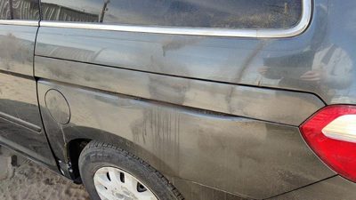 06 Honda Odyssey Driver Left Sliding Door Roller Moulding On Quarter Panel Blue