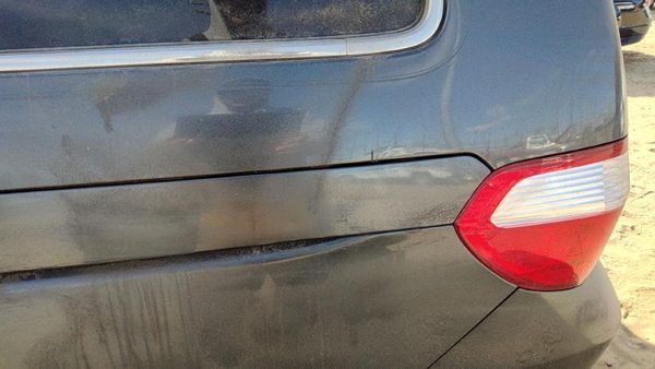 06 Honda Odyssey Driver Left Sliding Door Roller Moulding On Quarter Panel Blue — photo 2