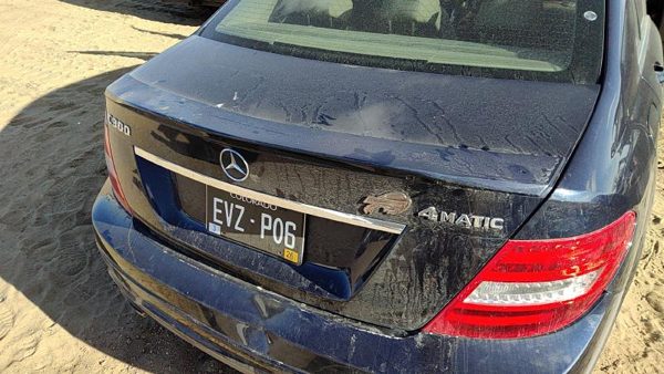 2013 Mercedes C-class Trunk/decklid/hatch/tailgate Lunar Blue 890 — photo 2