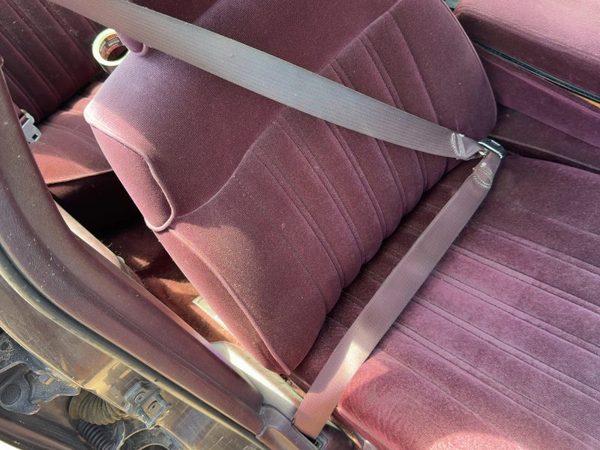 94 Olds Eighty Eight Passenger Right Front Seat Belt Retractor Oem Shoulder Red — photo 1