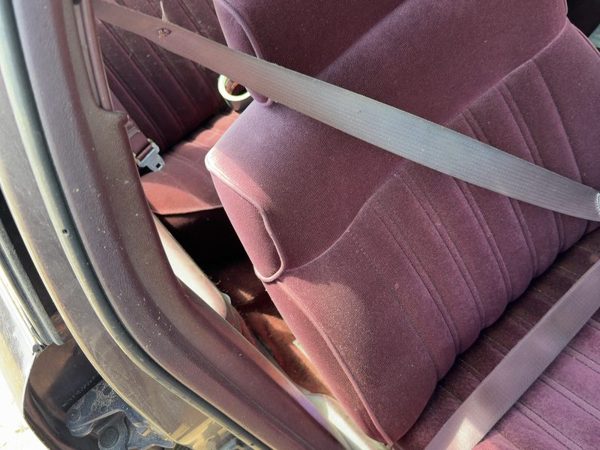 94 Olds Eighty Eight Passenger Right Front Seat Belt Retractor Oem Shoulder Red — photo 2