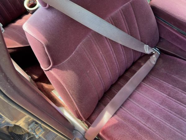 94 Olds Eighty Eight Passenger Right Front Seat Belt Retractor Oem Shoulder Red — photo 4