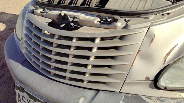 2001-2005 Chrysler Pt Cruiser Front Grille Assembly Oem Pkj Light Almond — photo 6