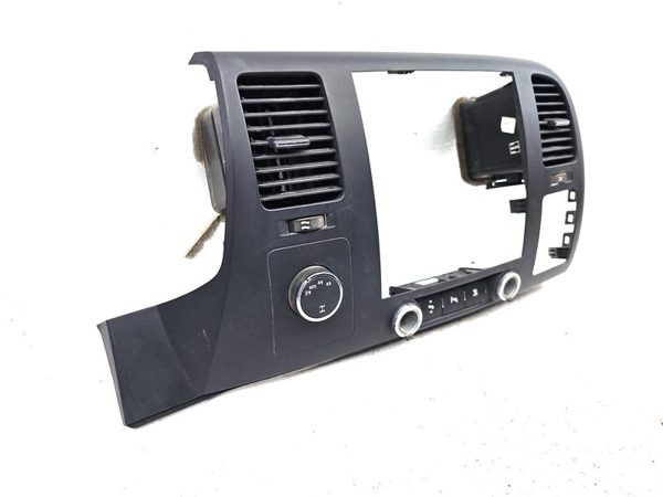 2008 Silverado 1500 Center Dash Radio Trim Bezel With Vents Oem 15092584 — photo 2