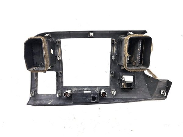 2008 Silverado 1500 Center Dash Radio Trim Bezel With Vents Oem 15092584 — photo 5