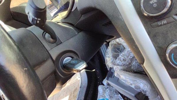 2013 Ford Fusion Steering Column Assembly Oem Dg9Z3C529A — photo 2