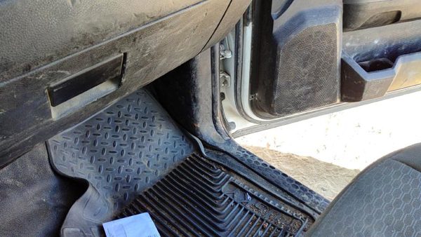 13-18 Dodge Ram 4500 Passenger Right Lower Kick Trim Panel Oem Gray X8 — photo 1