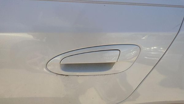 2002-2006 Nissan Altima Driver Left Rear Outside Door Handle Oem Back White Qx3 — photo 1