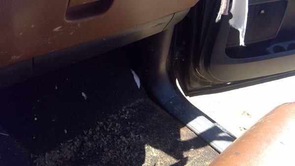 2011 Toyota Tundra Passenger Right Lower Kick Trim Panel Oem — photo 2