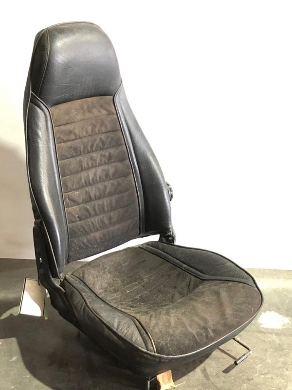1971 Nissan Datsun 240Z Driver Left Front Seat — photo 11