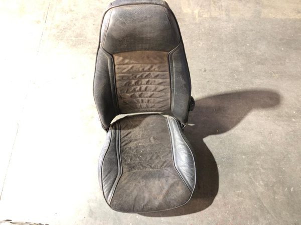 1971 Nissan Datsun 240Z Driver Left Front Seat — photo 12