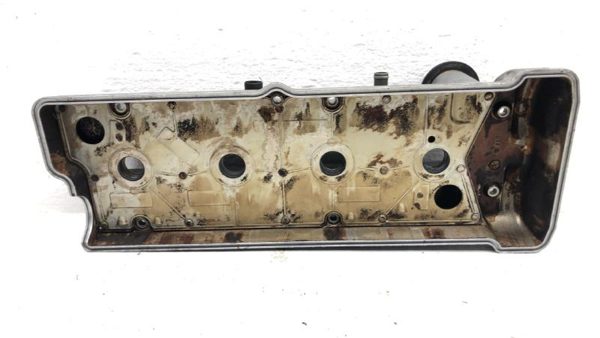 96-98 Suzuki Sidekick Valve Cover Oem 1.8L — photo 9