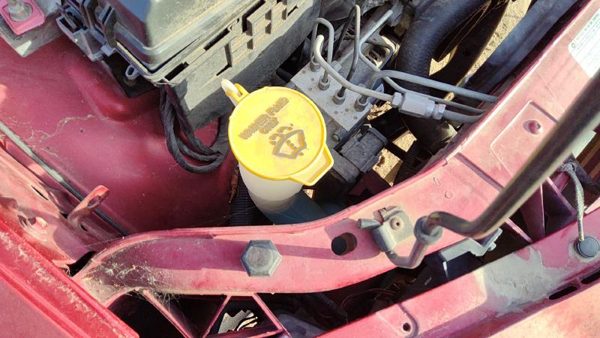 2006-2010 Dodge Charger Windshield Washer Fluid Reservoir With Pump Wiper Tank — photo 2