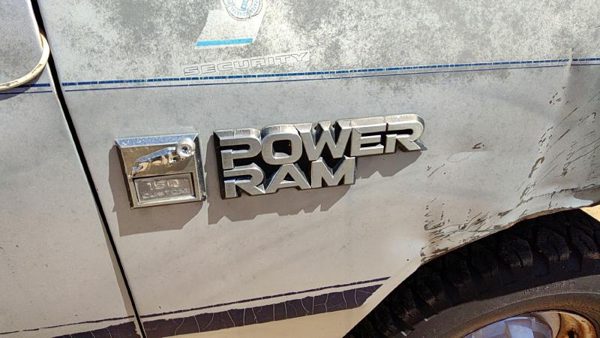 1984-1987 Dodge Ram W150 Passenger Right Power Ram Fender Emblem Badge Oem — photo 5