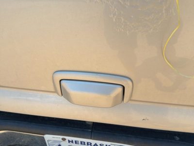 2000-2006 Chevy Suburban 1500 Rear Lift Gate Hatch Handle Assembly OEM