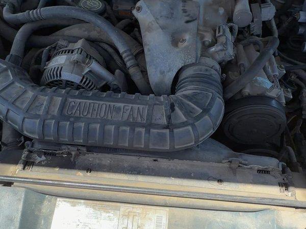 1994 Ford Explorer 2 Dr Radiator Cooling Fan Shroud Oem Plastic Housing — photo 1