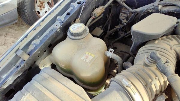 2002-2005 Ford Explorer Coolant Reservoir Radiator Overflow Tank Bottle Oem — photo 3