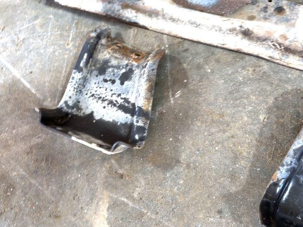 92-97 Ford F250 Transmission Crossmember Set Mount Brackets Oem — photo 4