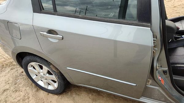 2008 Nissan Sentra Rear Door RH Gray K36 — photo 3